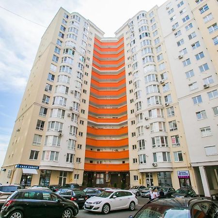 Apartament In Zona Centrala Si Parc Chişinău Extérieur photo