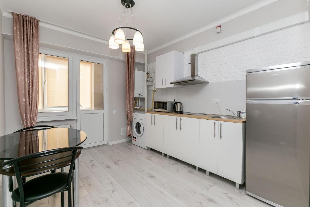 Apartament In Zona Centrala Si Parc Chişinău Extérieur photo